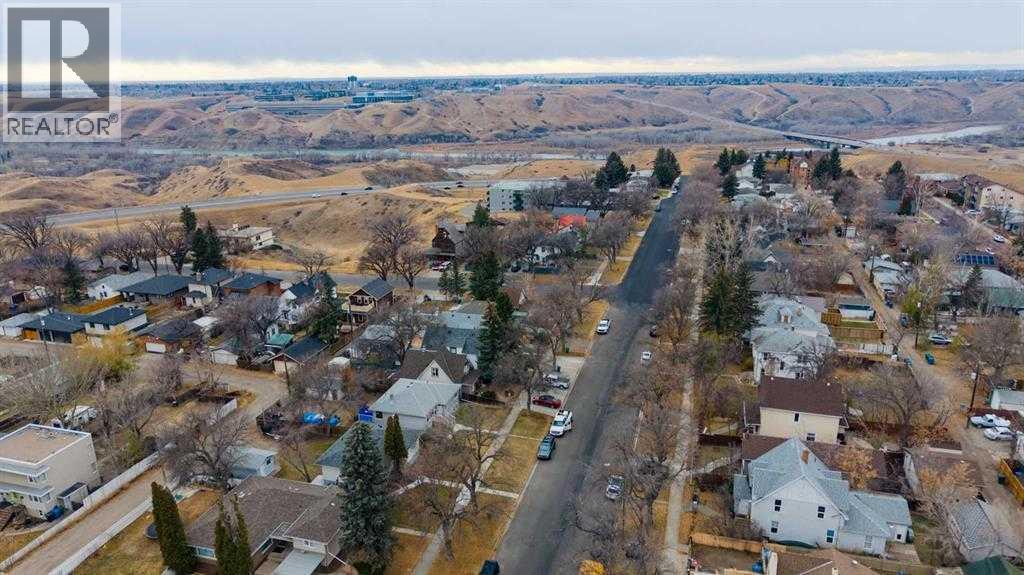 308 7a Avenue S, Lethbridge, Alberta  T1J 1N5 - Photo 2 - A2276514