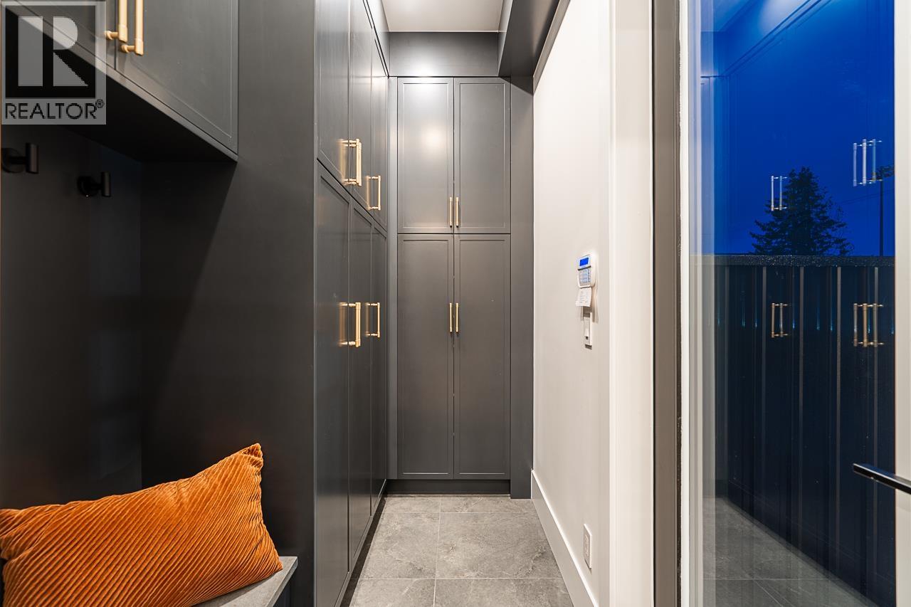 2 8667 Armstrong Avenue, Burnaby, British Columbia V3N 2H4 - Photo 17 - R3079611