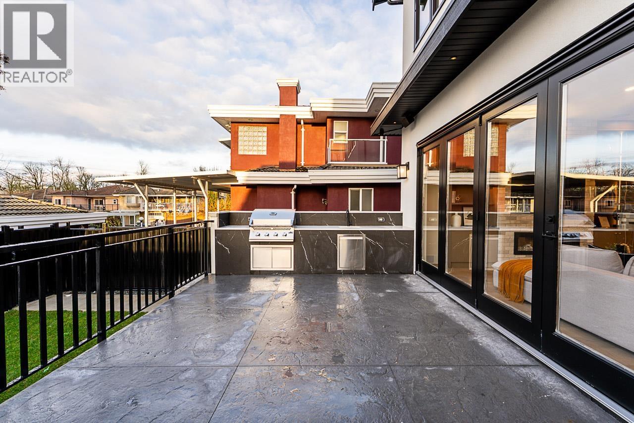 2 8667 Armstrong Avenue, Burnaby, British Columbia V3N 2H4 - Photo 38 - R3079611