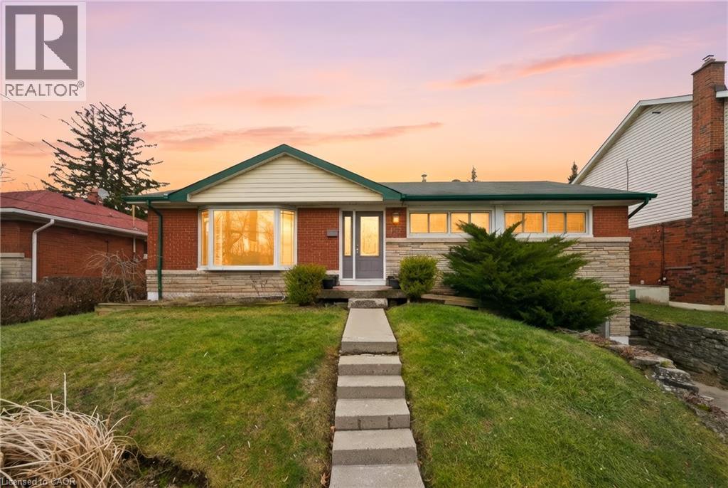 23 Battlefield Drive, Stoney Creek, Ontario  L8G 1T8 - Photo 2 - 40794554