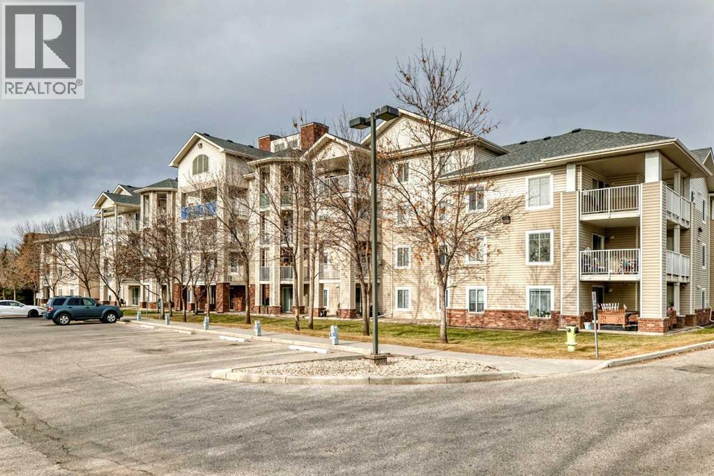 312, 17 Country Village Bay Ne, Calgary, Alberta  T3K 5Z3 - Photo 29 - A2268620