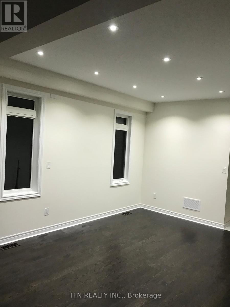 14 Peony Street, Brampton, Ontario  L6R 3Z3 - Photo 3 - W12698878