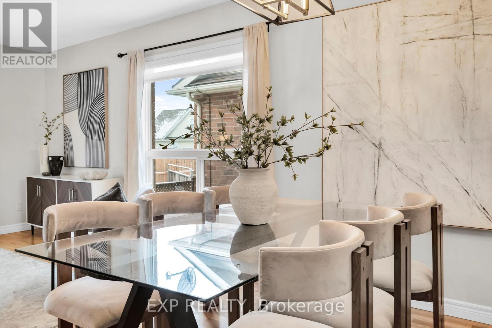 66 Doctor Moore Court, Halton Hills, Ontario  L7J 3A6 - Photo 11 - W12698946