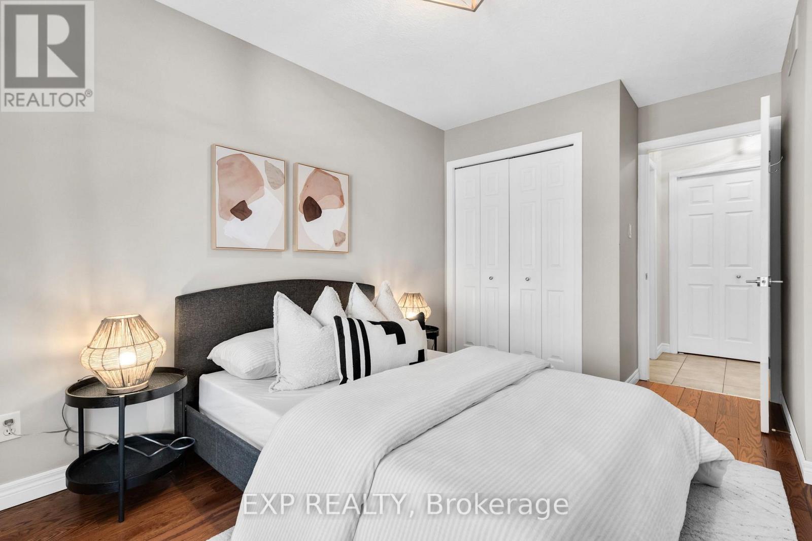 66 Doctor Moore Court, Halton Hills, Ontario  L7J 3A6 - Photo 22 - W12698946