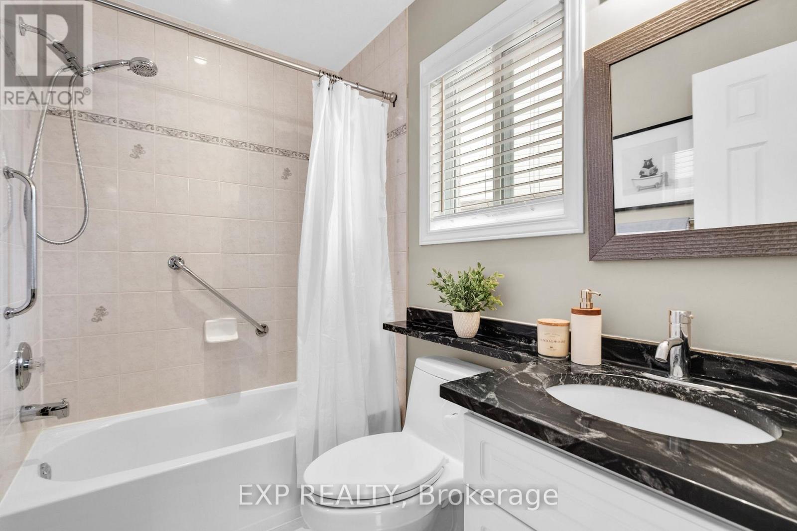 66 Doctor Moore Court, Halton Hills, Ontario  L7J 3A6 - Photo 31 - W12698946