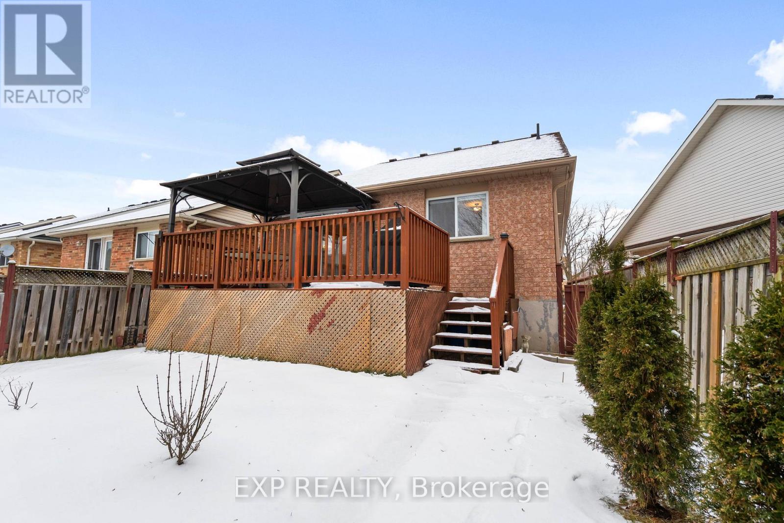 66 Doctor Moore Court, Halton Hills, Ontario  L7J 3A6 - Photo 39 - W12698946