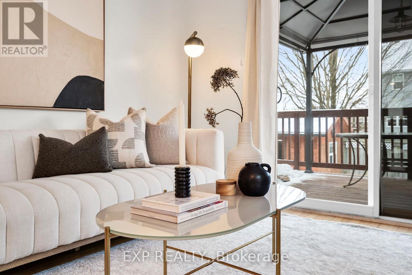 66 Doctor Moore Court, Halton Hills, Ontario  L7J 3A6 - Photo 7 - W12698946