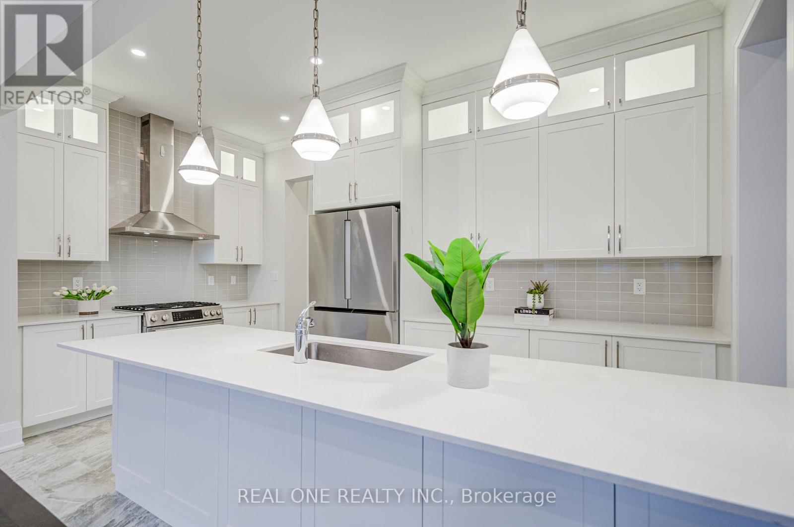 2440 Edward Leaver Trail, Oakville, Ontario  L6M 4G3 - Photo 16 - W12698956