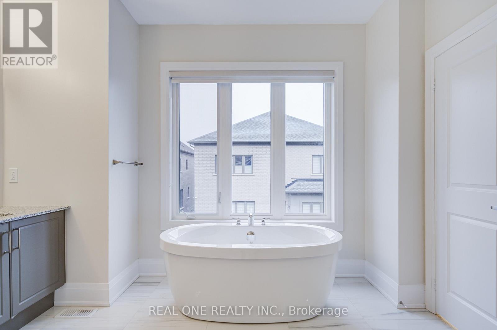 2440 Edward Leaver Trail, Oakville, Ontario  L6M 4G3 - Photo 26 - W12698956