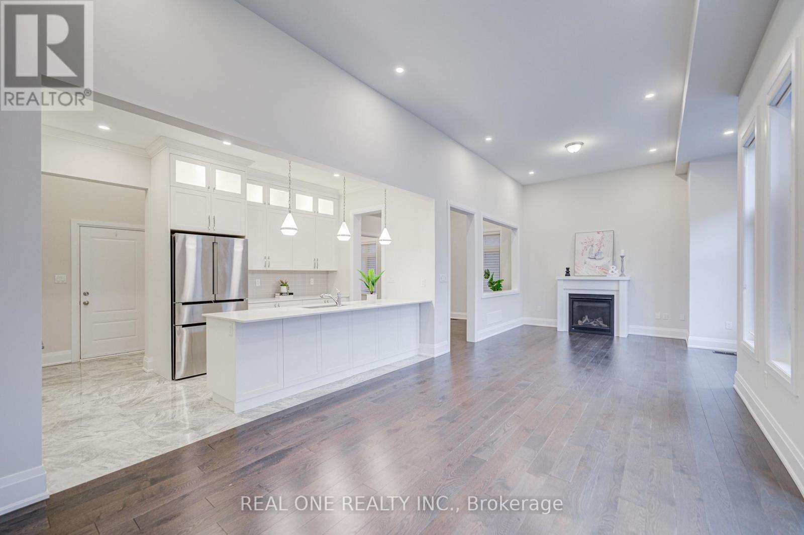 2440 Edward Leaver Trail, Oakville, Ontario  L6M 4G3 - Photo 5 - W12698956