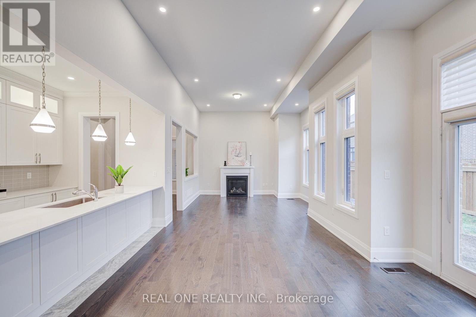 2440 Edward Leaver Trail, Oakville, Ontario  L6M 4G3 - Photo 6 - W12698956