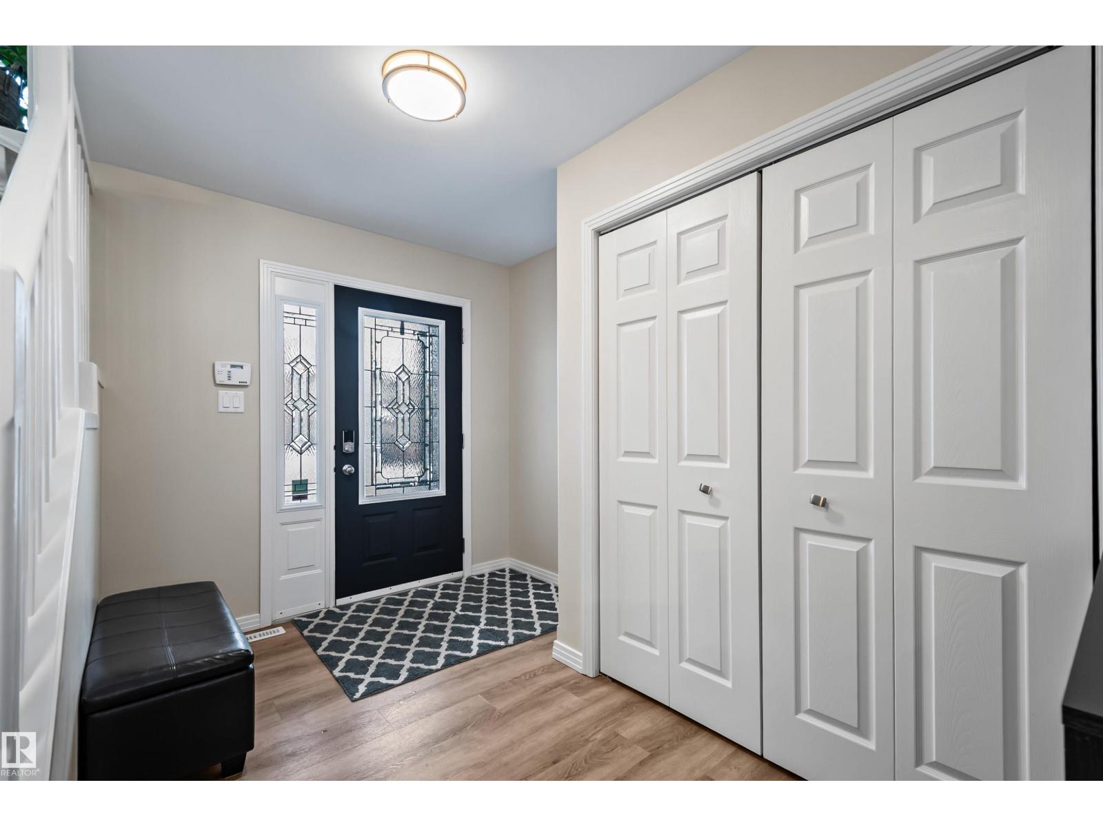 2349 Hagen Link Nw Nw, Edmonton, Alberta  T6R 2P2 - Photo 3 - E4470099