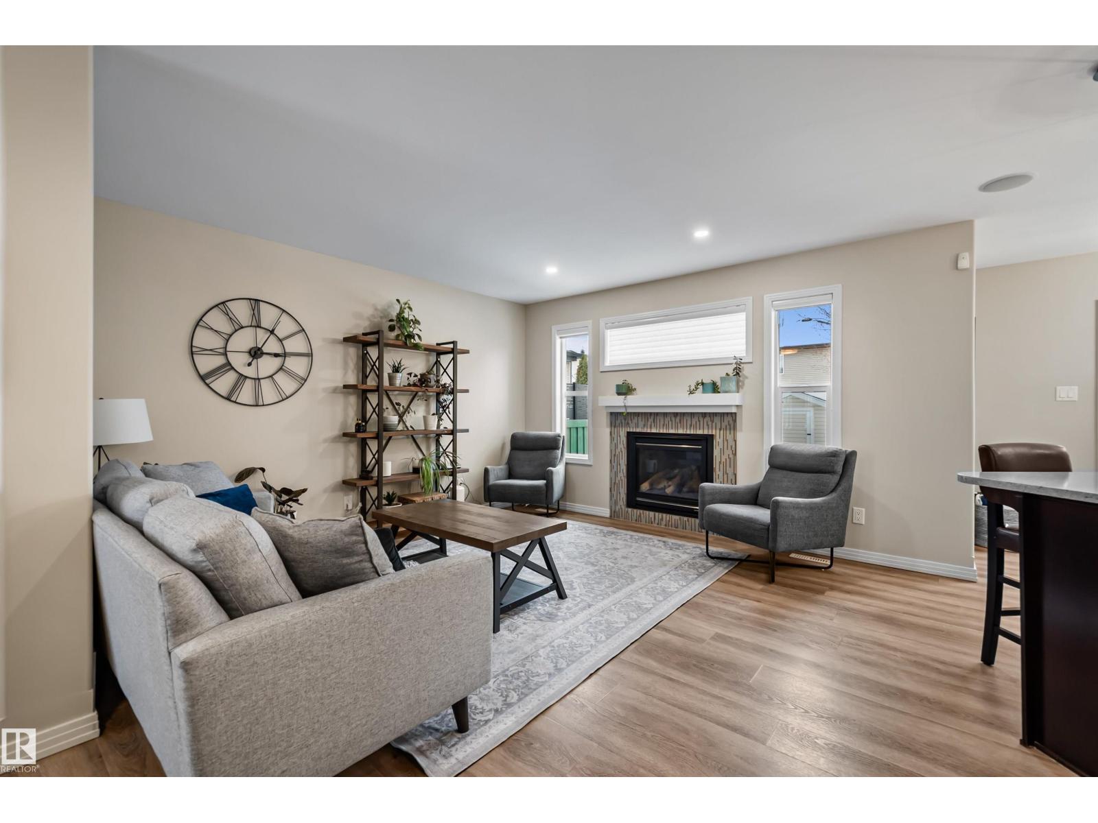 2349 Hagen Link Nw Nw, Edmonton, Alberta  T6R 2P2 - Photo 4 - E4470099