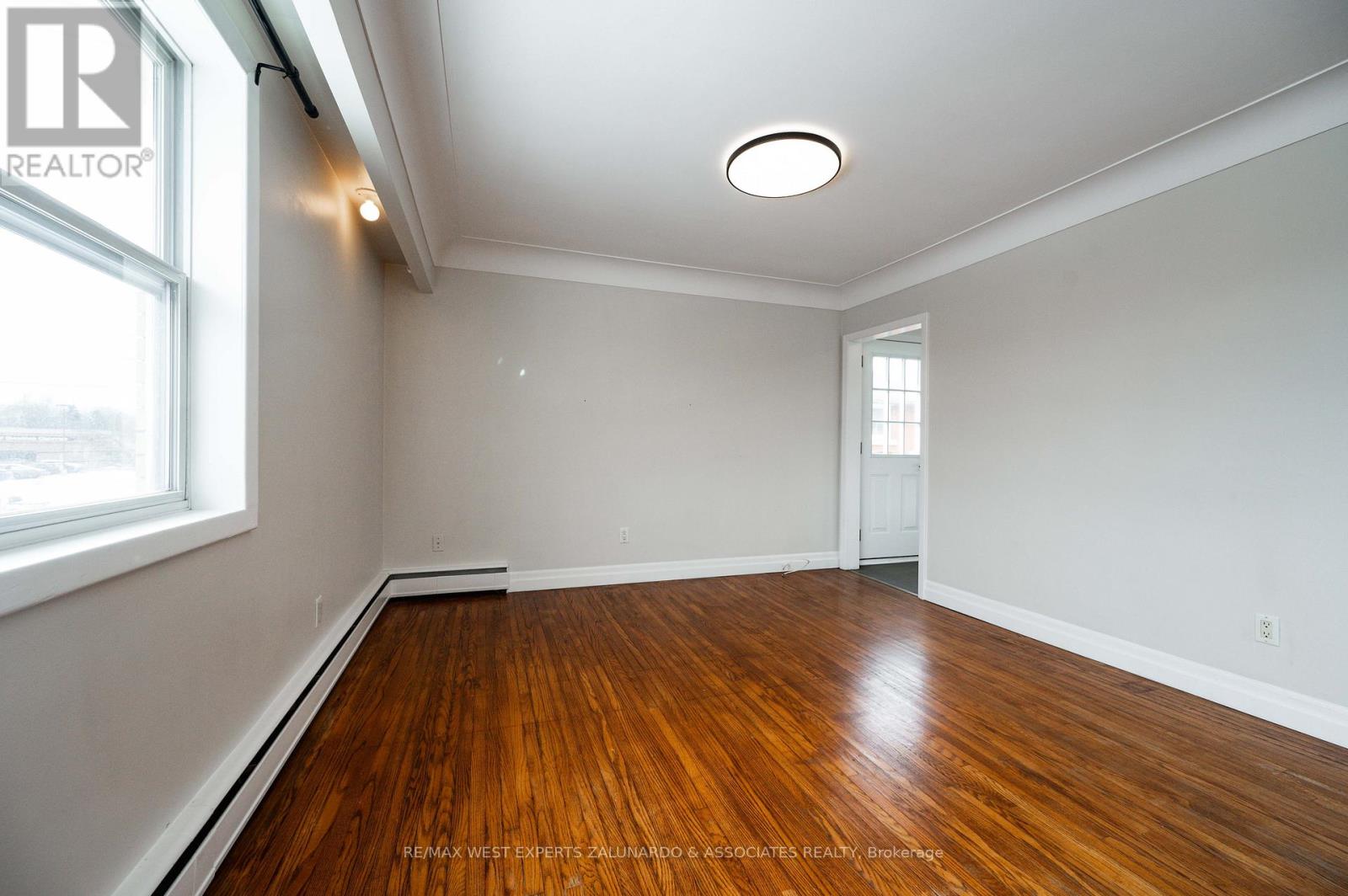 2 - 230 Sherwood Avenue, Kitchener, Ontario  N2B 1K3 - Photo 21 - X12698964