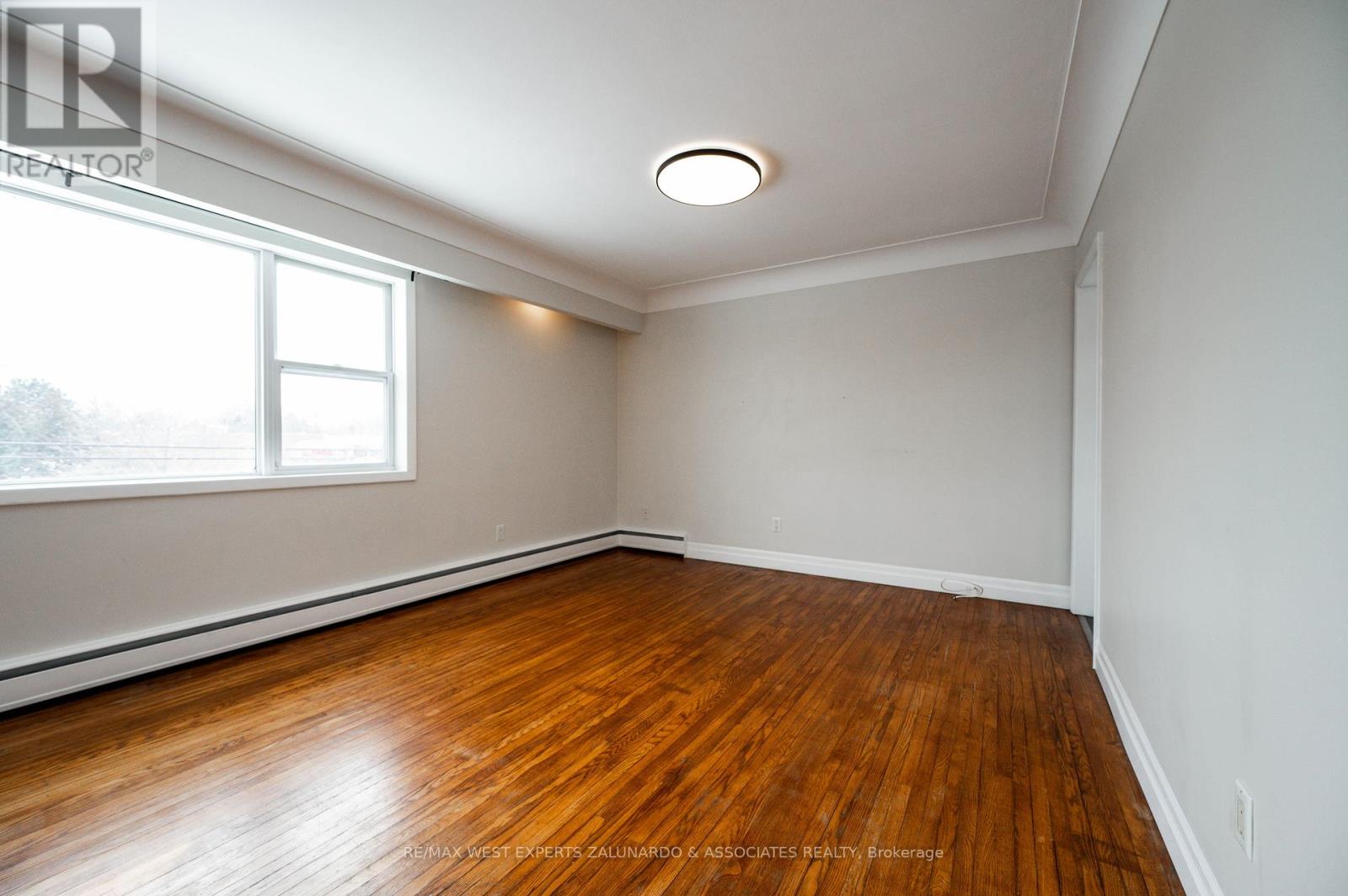 2 - 230 Sherwood Avenue, Kitchener, Ontario  N2B 1K3 - Photo 23 - X12698964