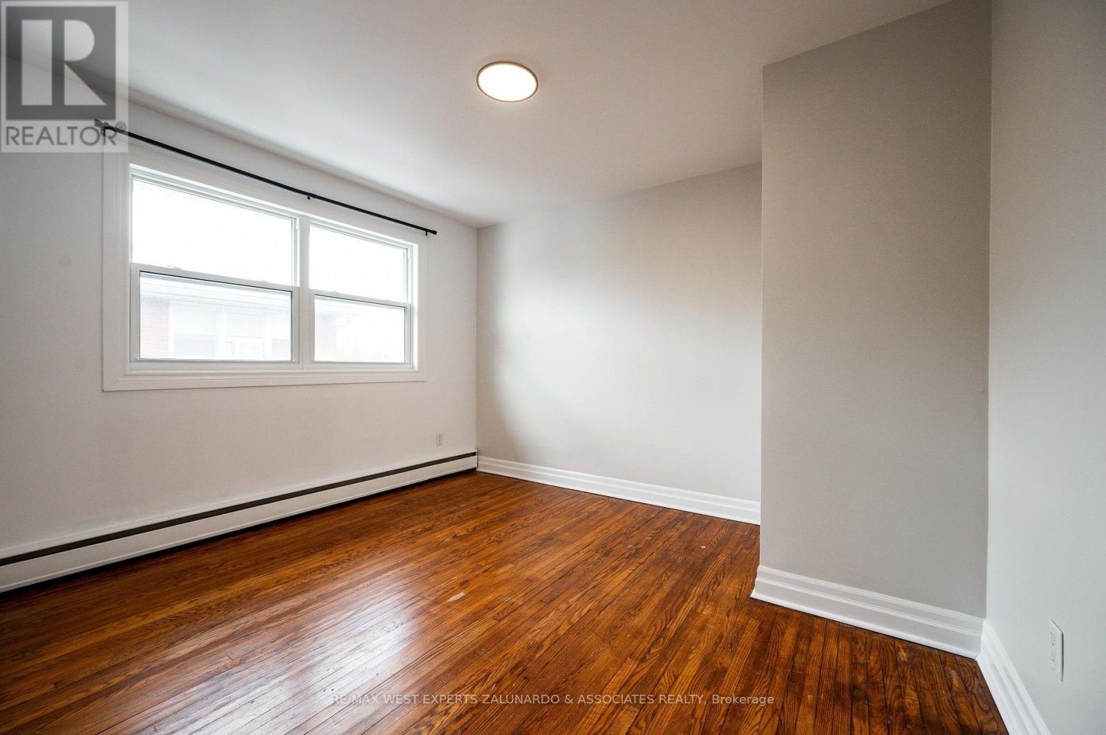 2 - 230 Sherwood Avenue, Kitchener, Ontario  N2B 1K3 - Photo 30 - X12698964