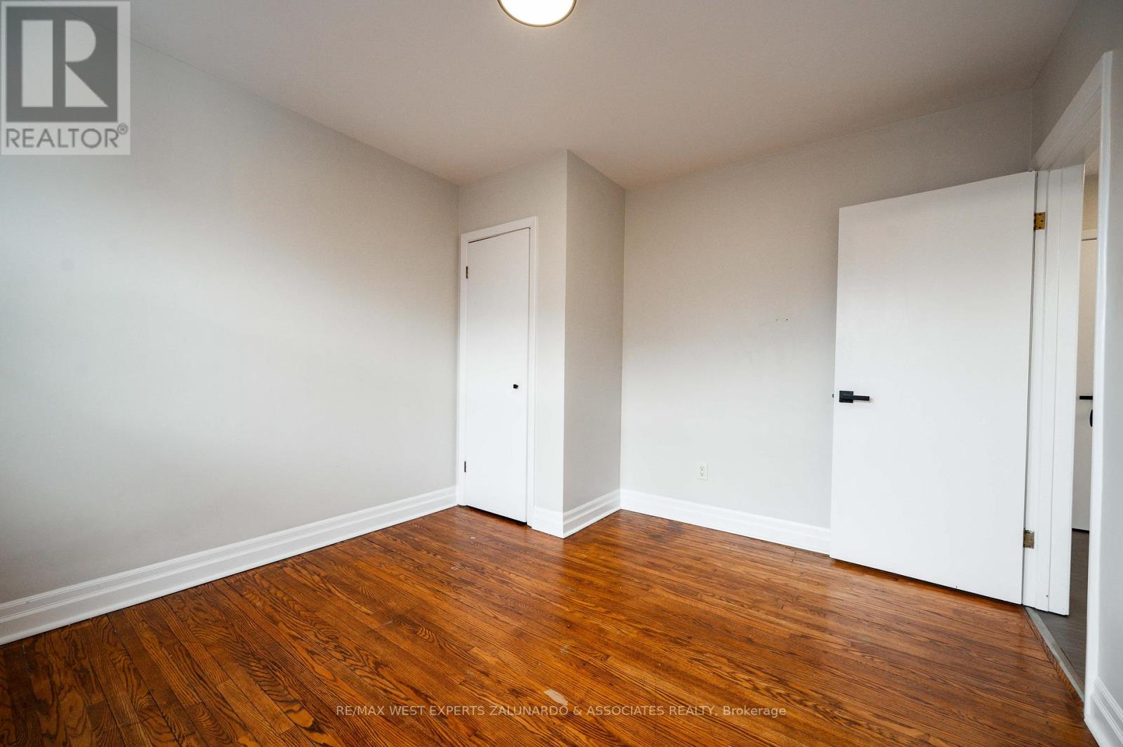 2 - 230 Sherwood Avenue, Kitchener, Ontario  N2B 1K3 - Photo 32 - X12698964