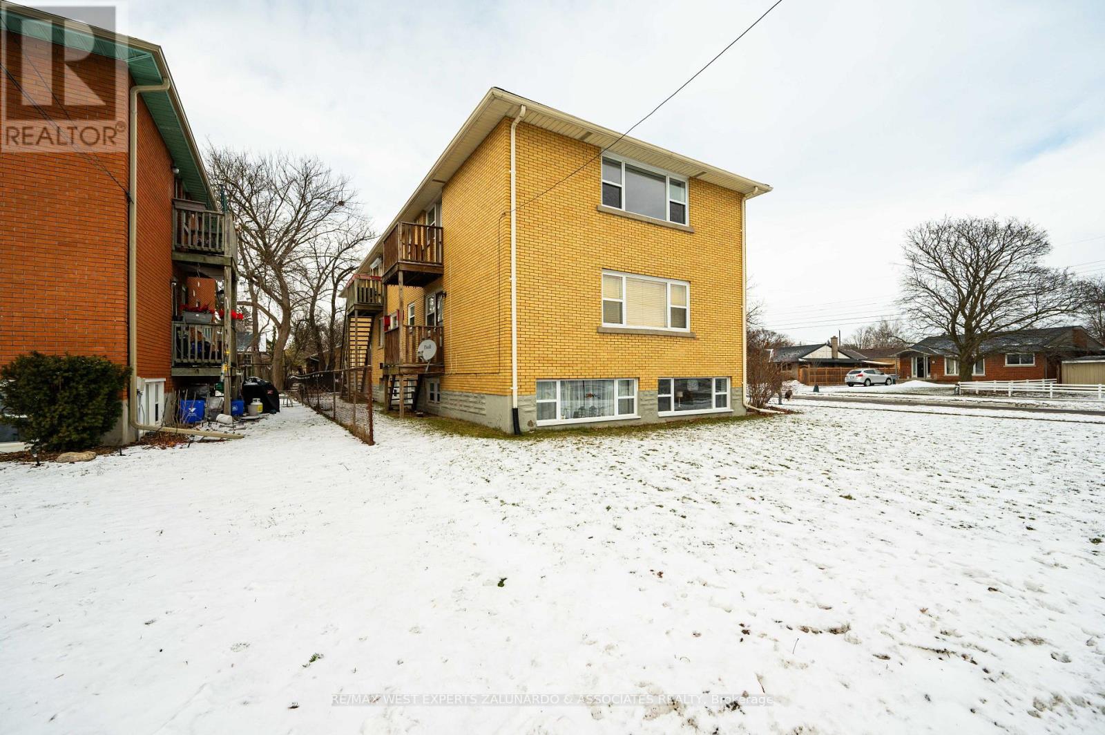 2 - 230 Sherwood Avenue, Kitchener, Ontario  N2B 1K3 - Photo 41 - X12698964