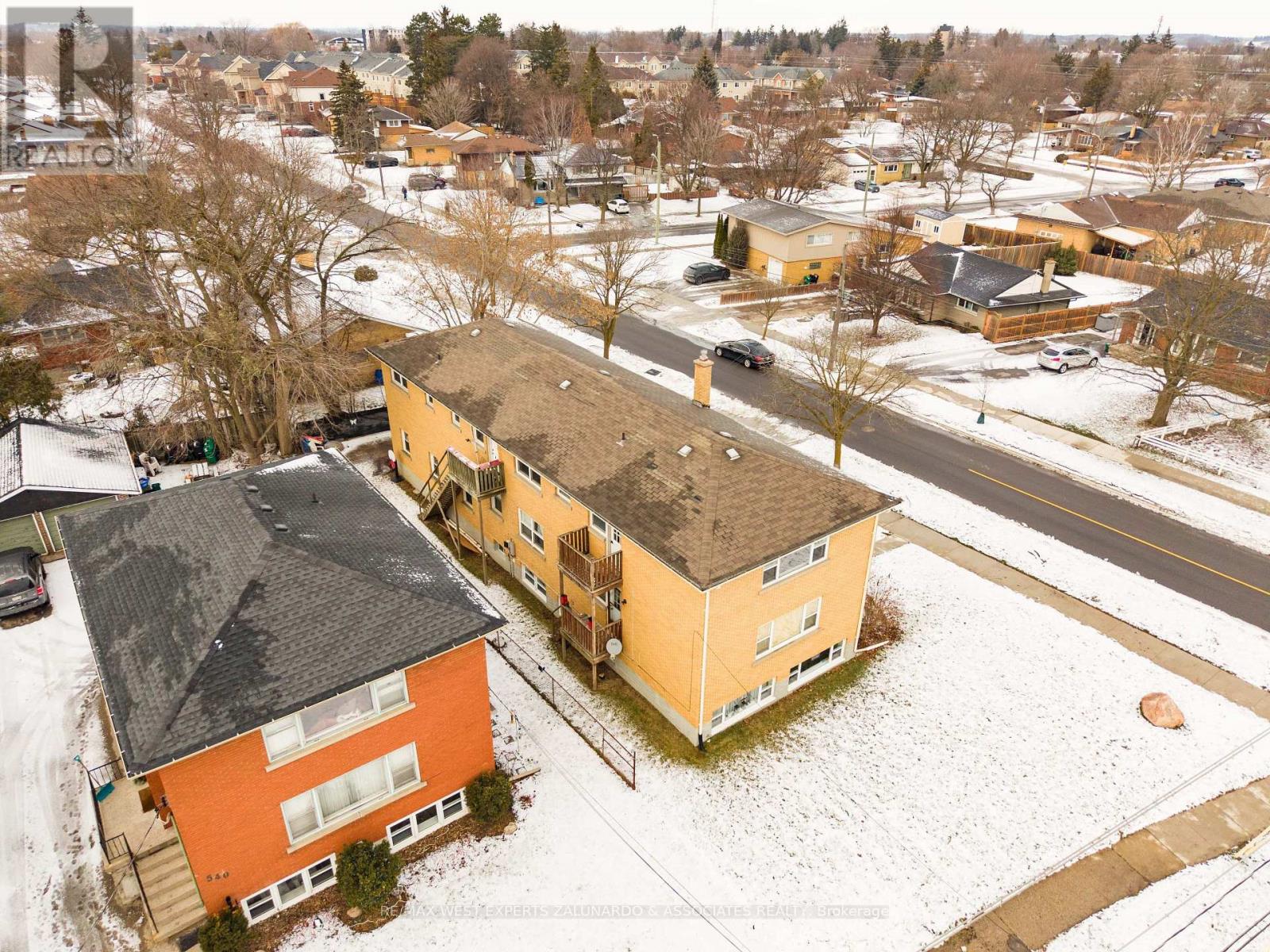 2 - 230 Sherwood Avenue, Kitchener, Ontario  N2B 1K3 - Photo 42 - X12698964