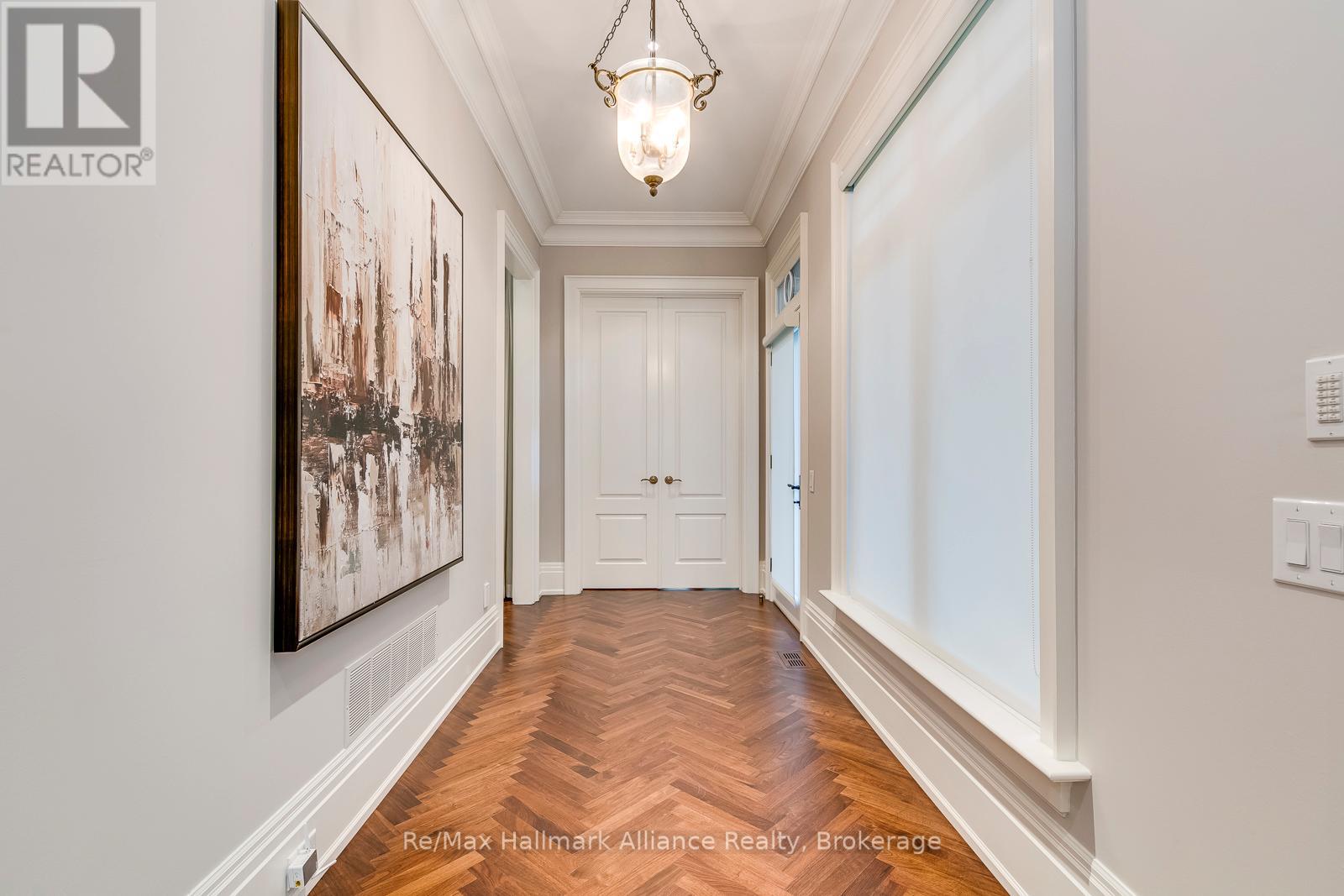 138 Dianne Avenue, Oakville, Ontario  L6J 4G9 - Photo 16 - W12699064