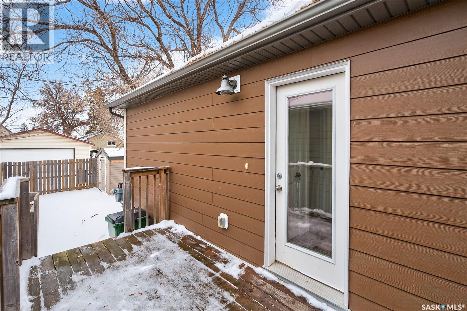 915 Athabasca Street E, Moose Jaw, Saskatchewan  S6H 0M8 - Photo 34 - SK026830
