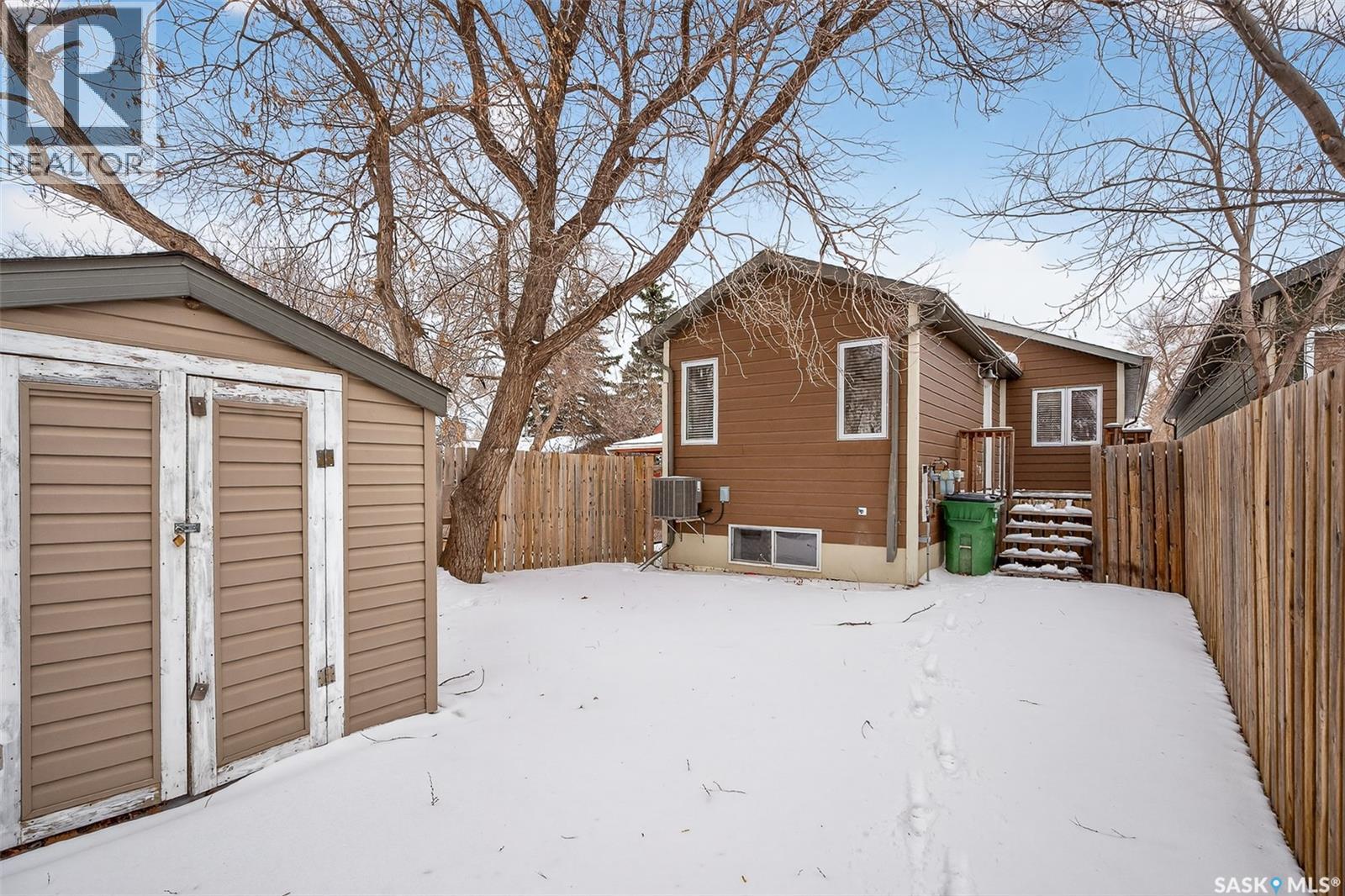 915 Athabasca Street E, Moose Jaw, Saskatchewan  S6H 0M8 - Photo 36 - SK026830