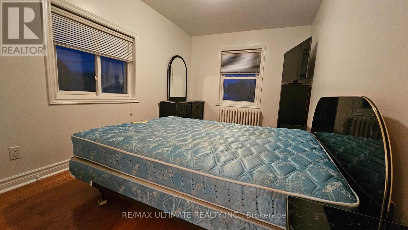 2nd Floor - 389 Westmoreland Avenue, Toronto, Ontario  M6H 3A6 - Photo 11 - W12697196