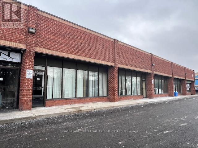 4 & 5 - 15 Fisherman Drive, Brampton, Ontario  L7A 1B7 - Photo 3 - W12696102