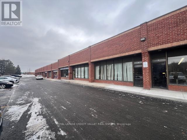 4 & 5 - 15 Fisherman Drive, Brampton, Ontario  L7A 1B7 - Photo 4 - W12696102