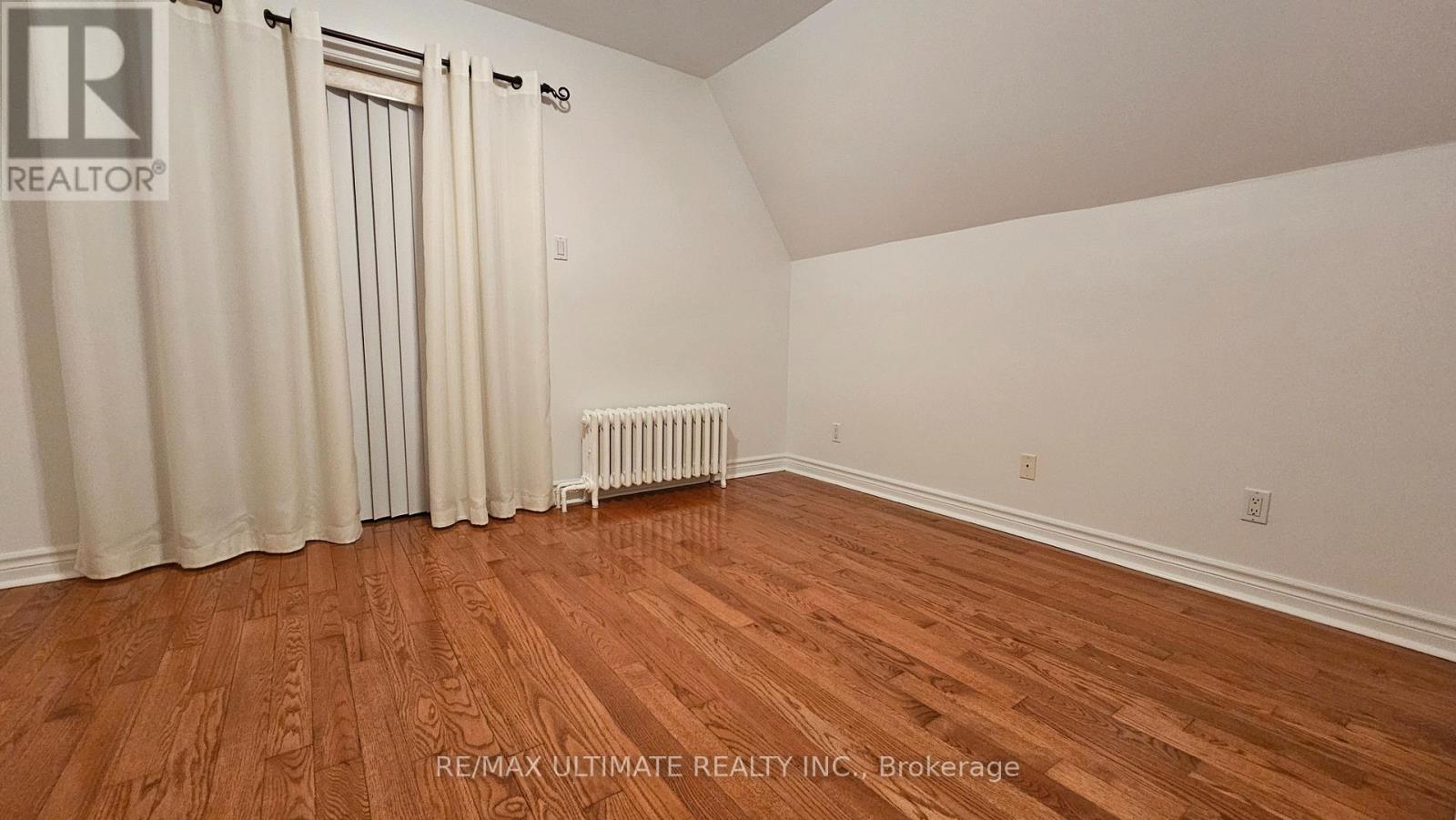 2nd Floor - 389 Westmoreland Avenue, Toronto, Ontario  M6H 3A6 - Photo 8 - W12697196