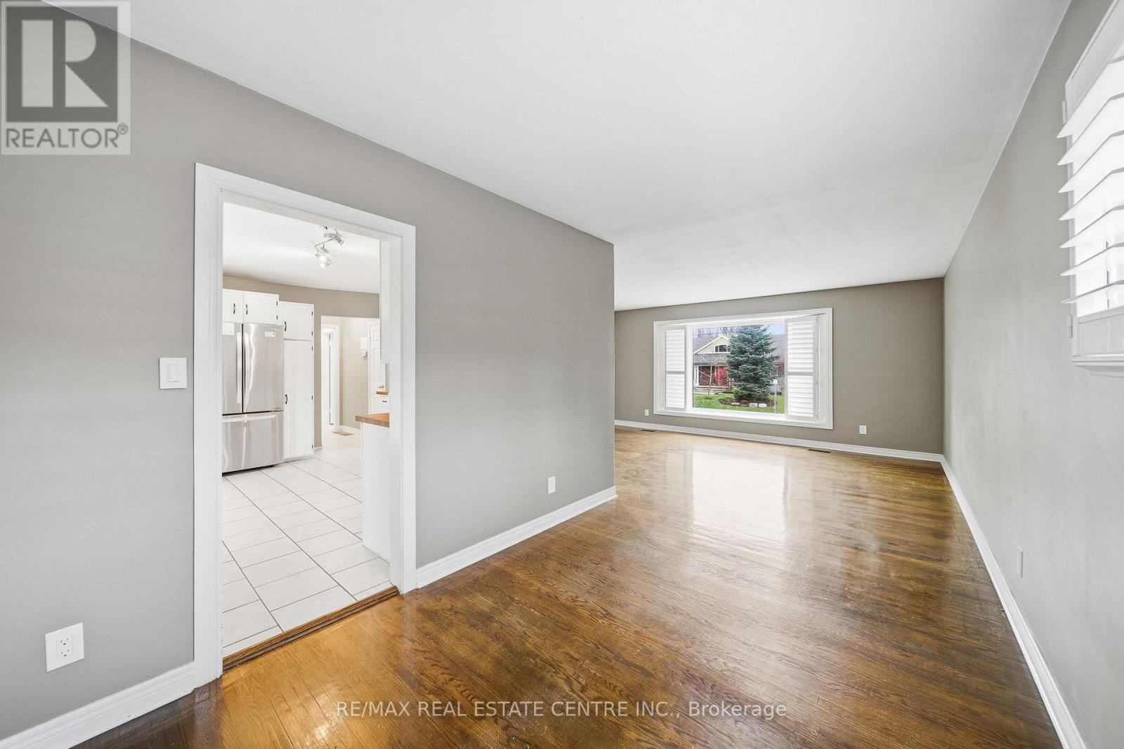 23 Battlefield Drive, Hamilton, Ontario  L8G 1T8 - Photo 14 - X12643302