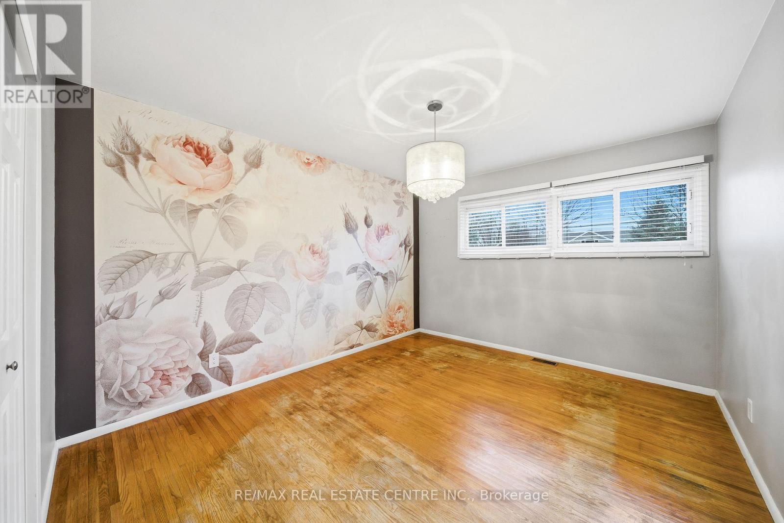 23 Battlefield Drive, Hamilton, Ontario  L8G 1T8 - Photo 21 - X12643302