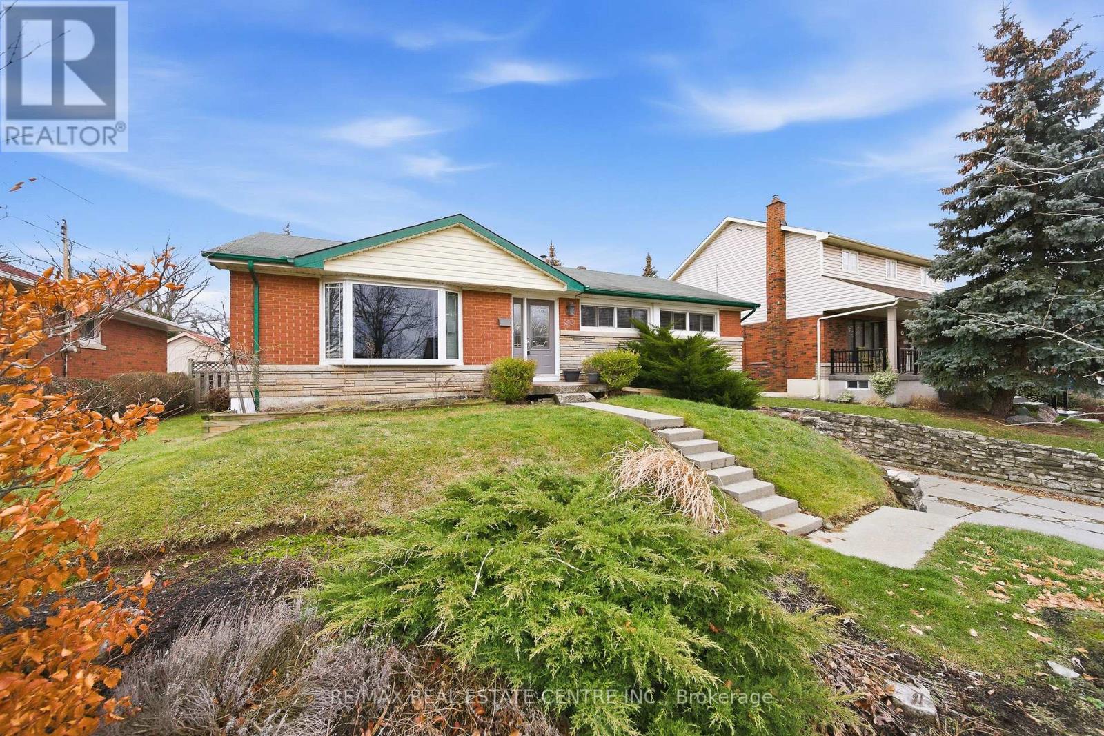 23 Battlefield Drive, Hamilton, Ontario  L8G 1T8 - Photo 6 - X12643302