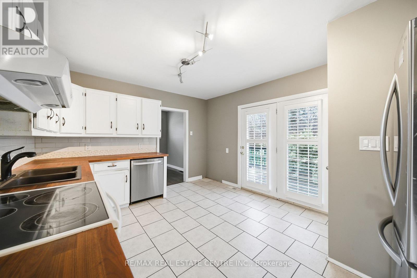 23 Battlefield Drive, Hamilton, Ontario  L8G 1T8 - Photo 17 - X12643302