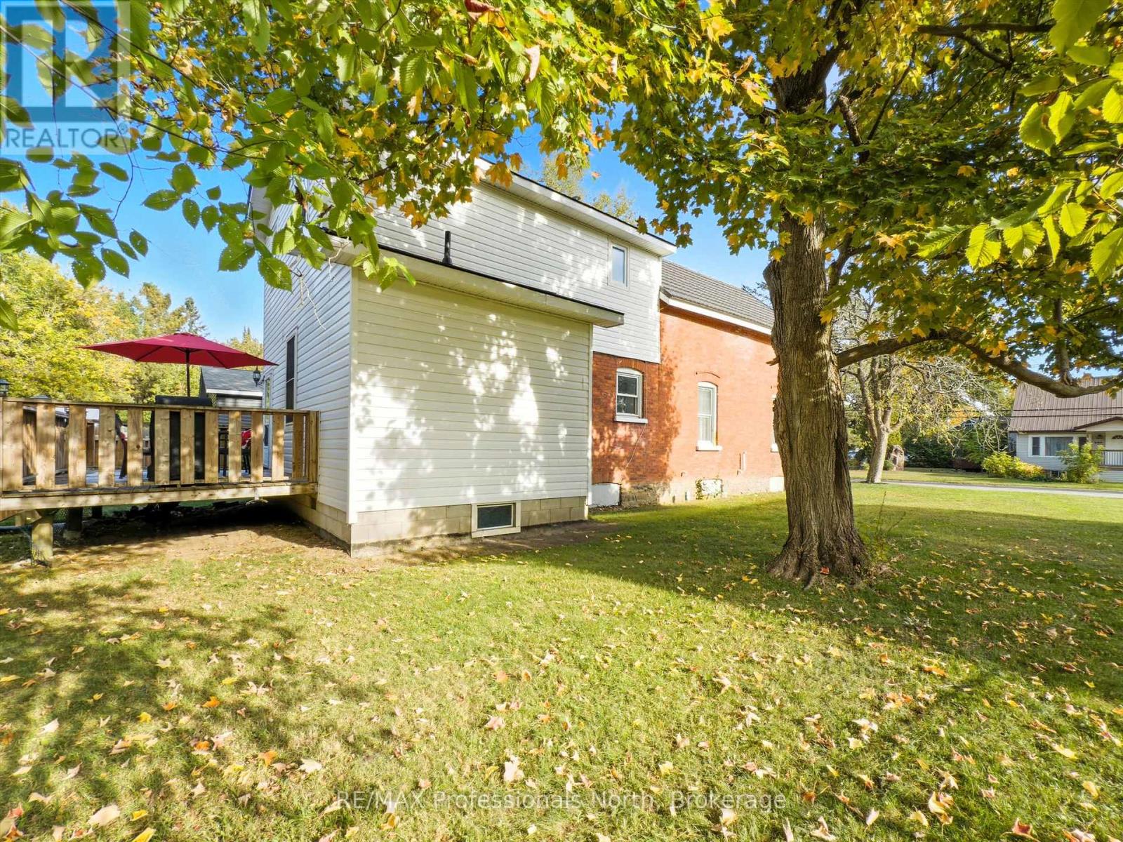 197 Dill Street, Bracebridge, Ontario  P1L 1E6 - Photo 36 - X12699030