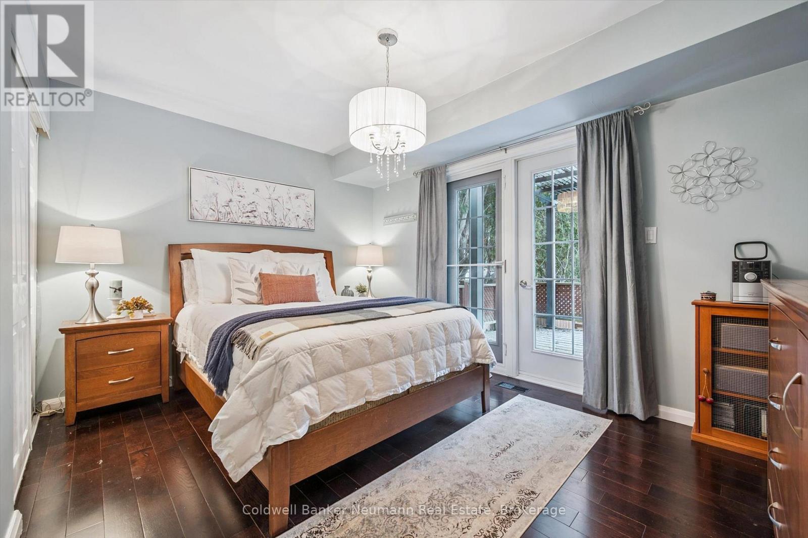 212 Waverley Drive, Guelph, Ontario  N1E 1H4 - Photo 10 - X12699052