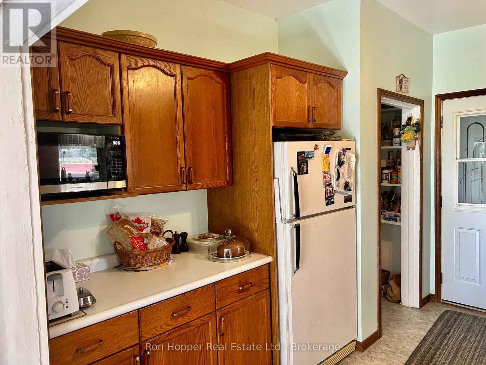 439567 Sydenham-Lakeshore Drive, Meaford, Ontario  N0H 1B0 - Photo 11 - X12699252