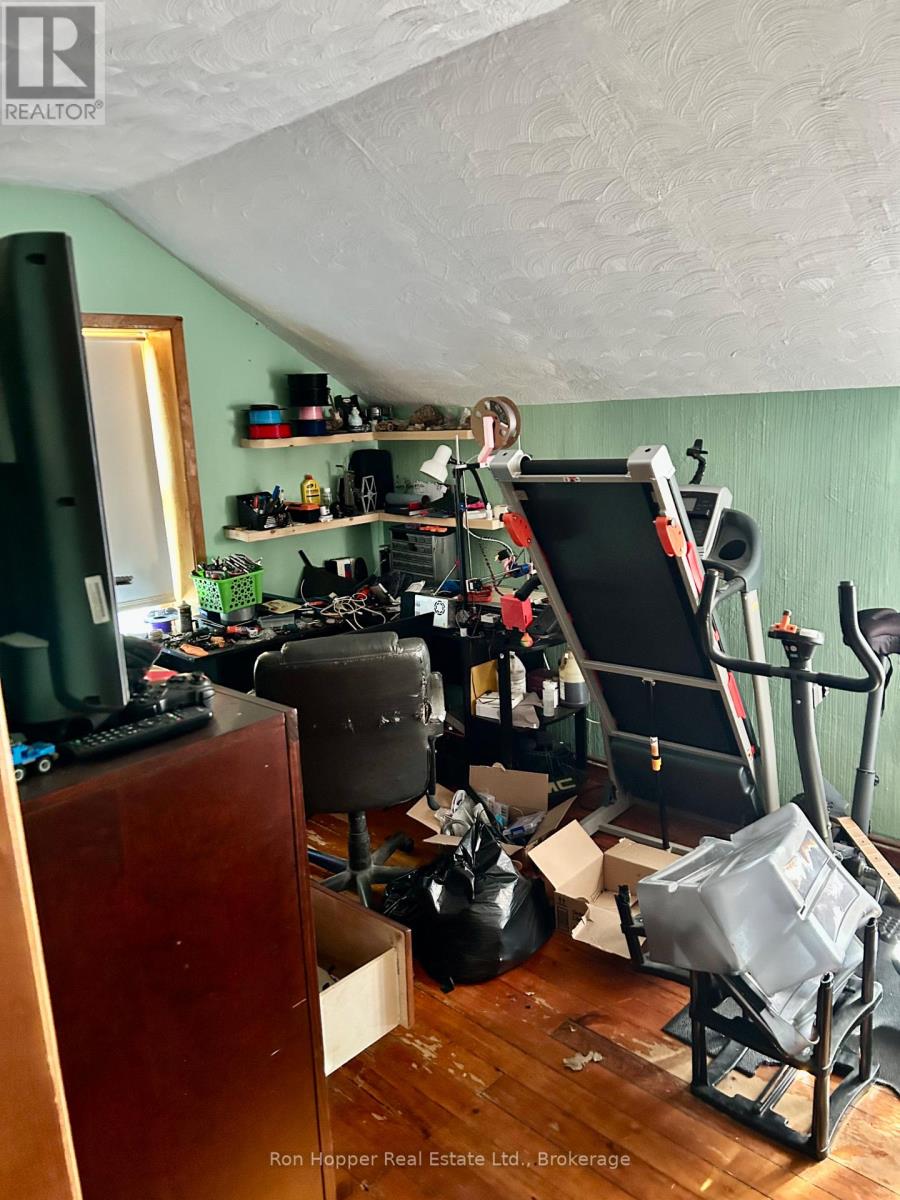 439629 Sydenham-Lakeshore Drive, Meaford, Ontario  N0H 1B0 - Photo 17 - X12699270