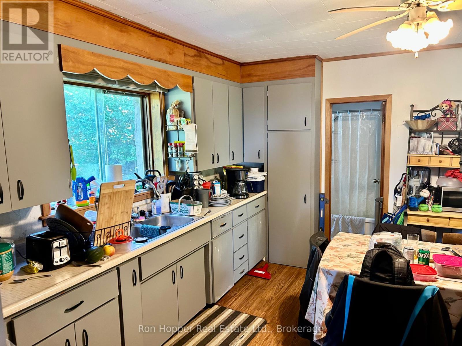 439629 Sydenham-Lakeshore Drive, Meaford, Ontario  N0H 1B0 - Photo 8 - X12699270