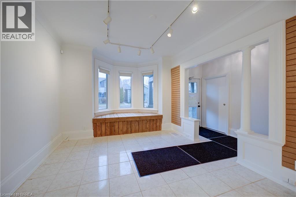 203 Brant Avenue Unit# 1, Brantford, Ontario  N3T 3J1 - Photo 6 - 40789922