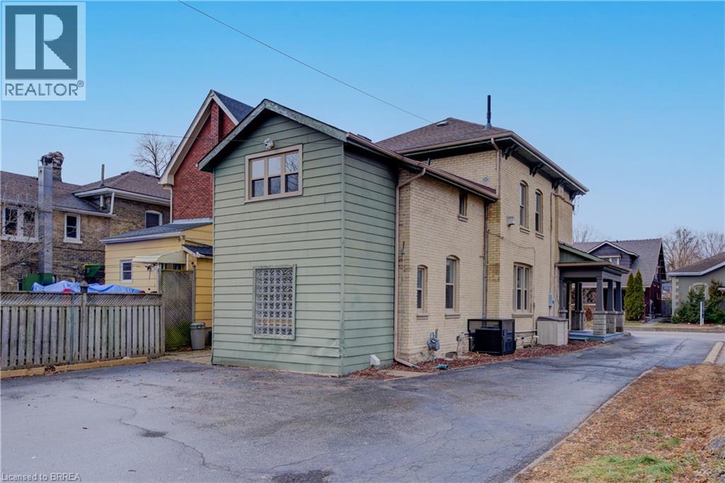 203 Brant Avenue Unit# 1, Brantford, Ontario  N3T 3J1 - Photo 24 - 40789922