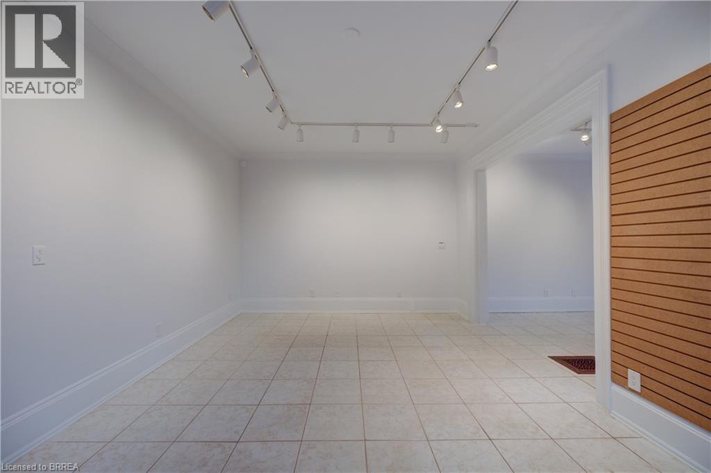 203 Brant Avenue Unit# 1, Brantford, Ontario  N3T 3J1 - Photo 14 - 40789922