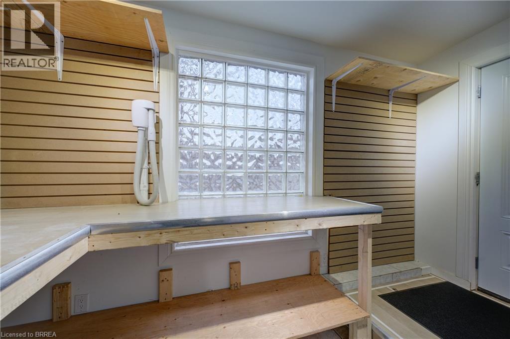 203 Brant Avenue Unit# 1, Brantford, Ontario  N3T 3J1 - Photo 22 - 40789922