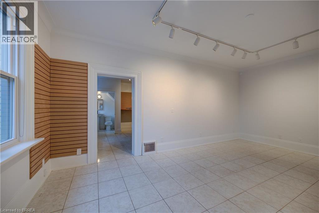 203 Brant Avenue Unit# 1, Brantford, Ontario  N3T 3J1 - Photo 15 - 40789922