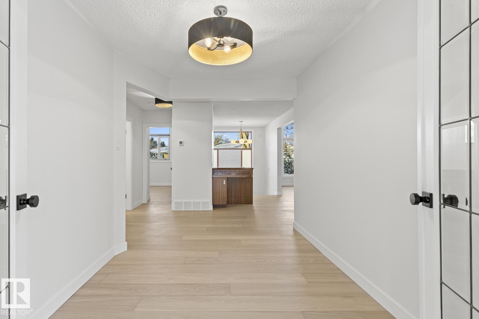 10629 79 St Nw, Edmonton, Alberta  T6A 3H5 - Photo 34 - E4469077