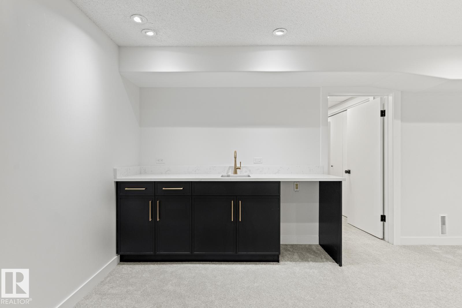 10629 79 St Nw, Edmonton, Alberta  T6A 3H5 - Photo 45 - E4469077