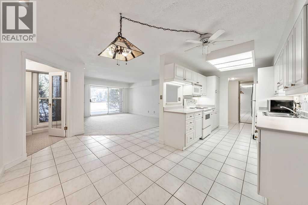 2103, 202 Brae Glen Close Sw, Calgary, Alberta  T2W 2B1 - Photo 14 - A2277648