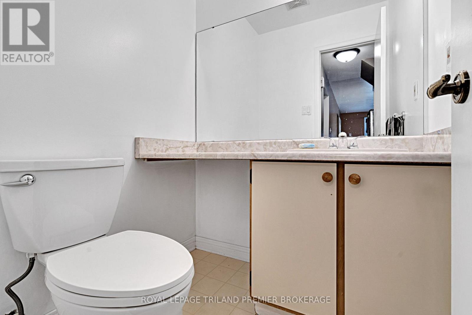 26 Sloane Crescent, London South, Ontario  N6E 3A5 - Photo 16 - X12699080