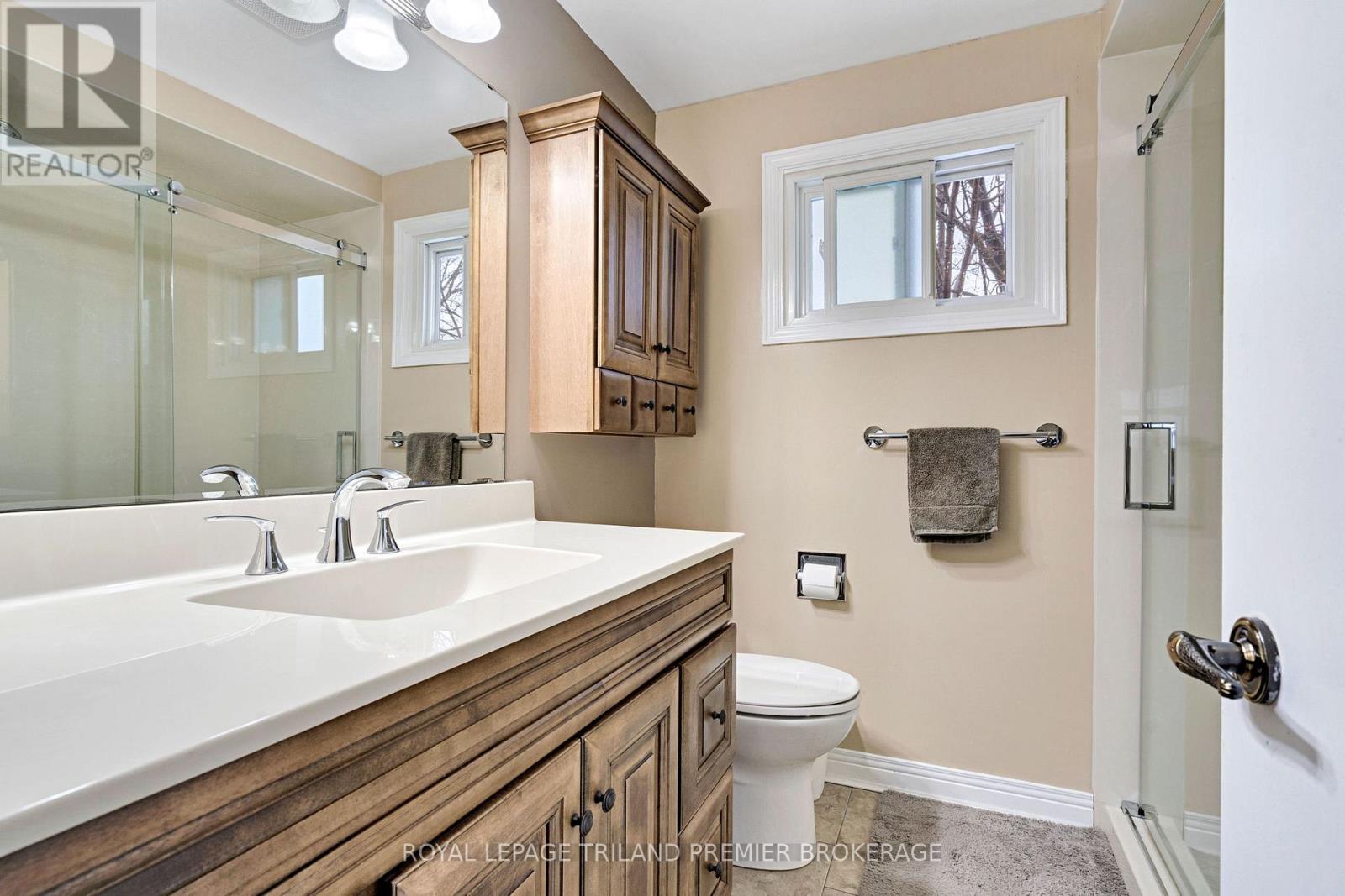 26 Sloane Crescent, London South, Ontario  N6E 3A5 - Photo 20 - X12699080