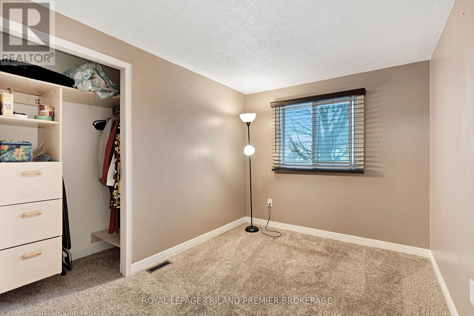 26 Sloane Crescent, London South, Ontario  N6E 3A5 - Photo 25 - X12699080